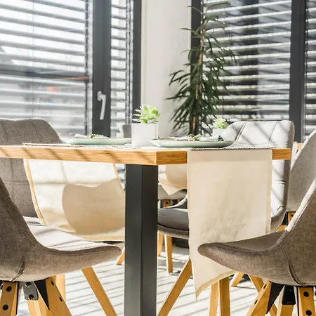 White Mountain Apartment